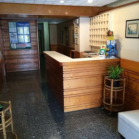 Hostel Elegance Playa Arenal Ii El Arenal (Mallorca)